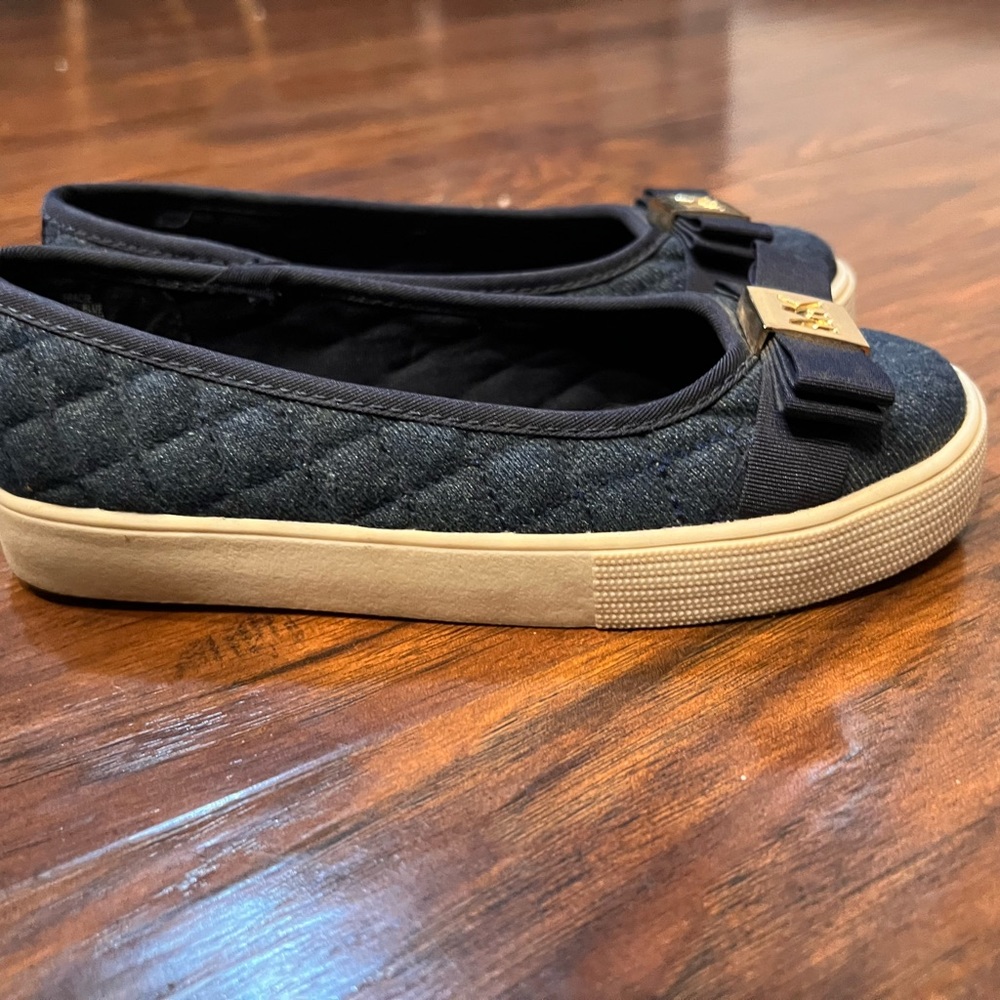 Micheal Kors slip ons